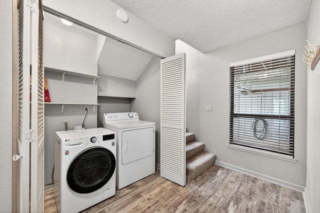 811 Auburn Ravine Rd, Auburn, CA 95603