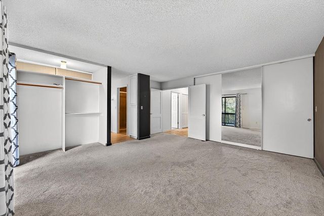 811 Auburn Ravine Rd, Auburn, CA 95603