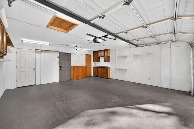 811 Auburn Ravine Rd, Auburn, CA 95603