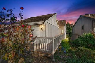 811 Auburn Ravine Rd, Auburn, CA 95603