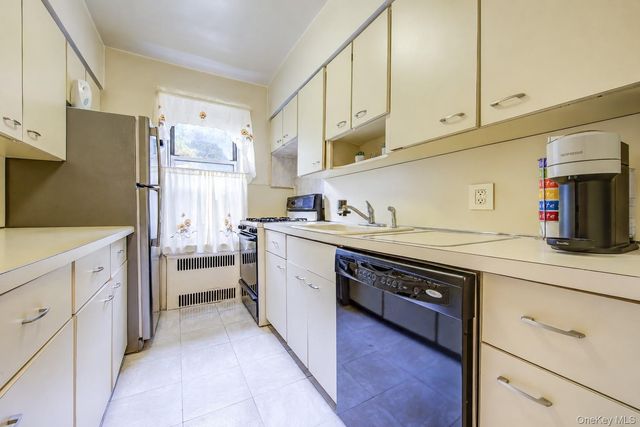 77-11 35th Avenue 1S, Jackson Heights, NY 11372