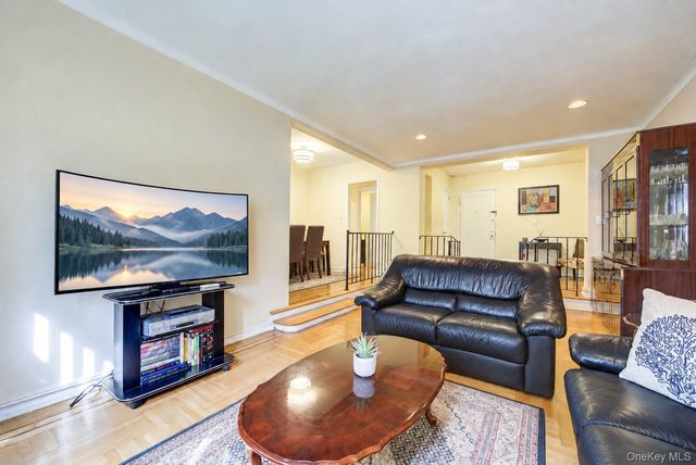 77-11 35th Avenue 1S, Jackson Heights, NY 11372