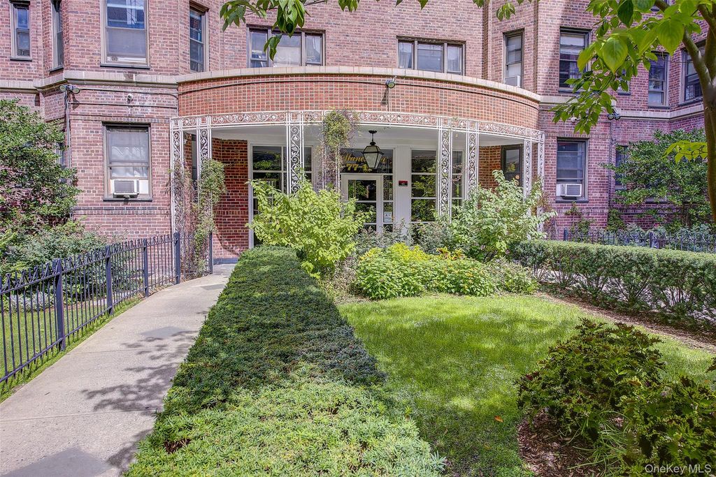 77-11 35th Avenue 1S, Jackson Heights, NY 11372 — exterior