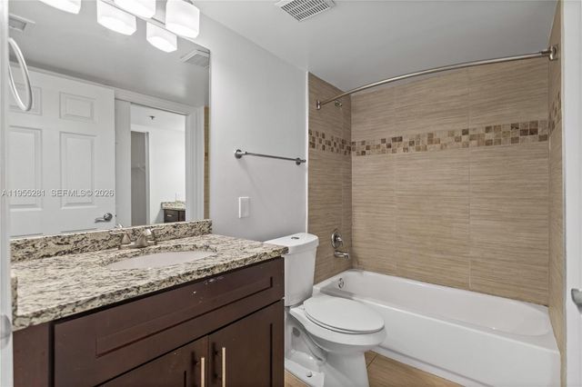 5530 NW 61st St 302, Coconut Creek, FL 33073