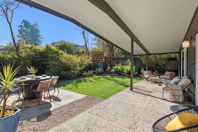 58 Arlington Ave, Kensington, CA 94707