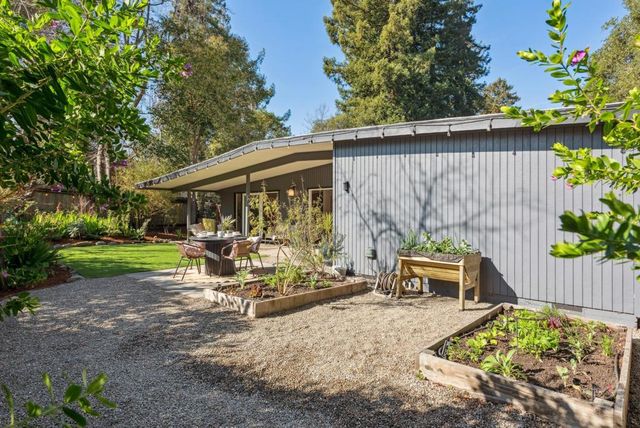 58 Arlington Ave, Kensington, CA 94707