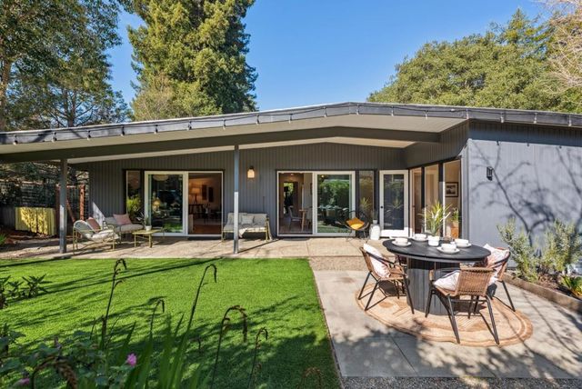 58 Arlington Ave, Kensington, CA 94707