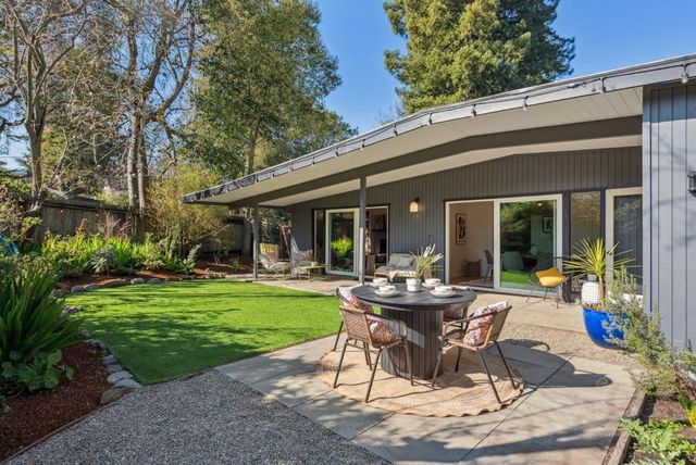 58 Arlington Ave, Kensington, CA 94707