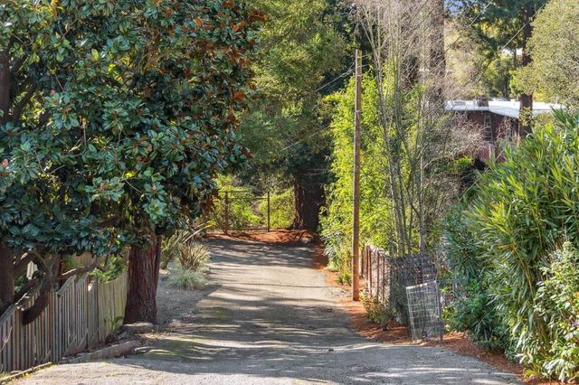 58 Arlington Ave, Kensington, CA 94707