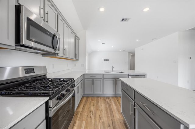 2627 Olivine Stone Drive, Richmond, TX 77469