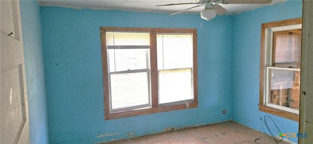 508 E French Street, Cuero, TX 77954