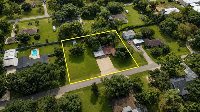 12711 Britt Road, Pearland, TX 77581