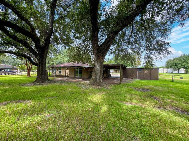 12711 Britt Road, Pearland, TX 77581