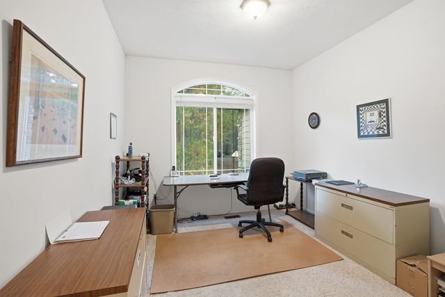 105 E Saltz Ln, Deer Park, WA 99006