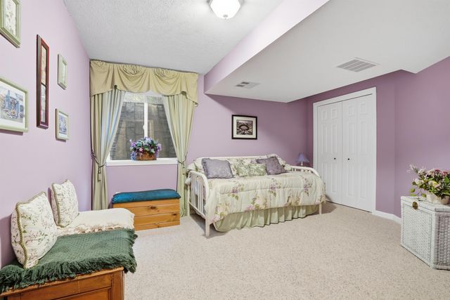 105 E Saltz Ln, Deer Park, WA 99006