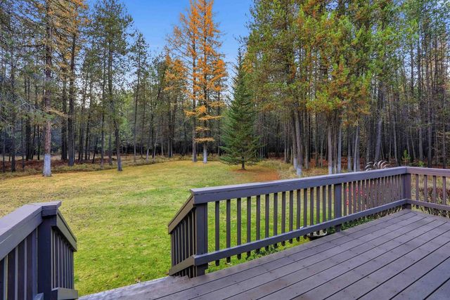 105 E Saltz Ln, Deer Park, WA 99006