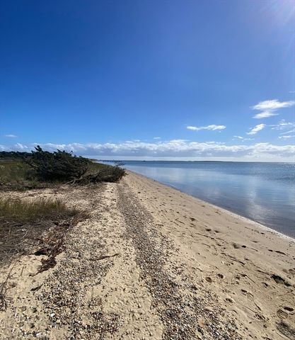 9 Maqua Way, Edgartown, MA 02539