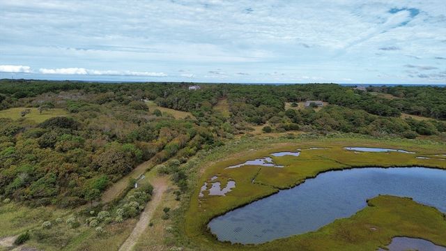 9 Maqua Way, Edgartown, MA 02539