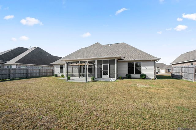 44202 Shadowpoint Drive, Hammond, LA 70403