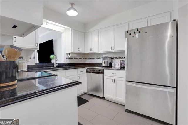 172 Elysian Way NW, Atlanta, GA 30327