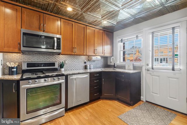1528 COTTAGE LN, Towson, MD 21286