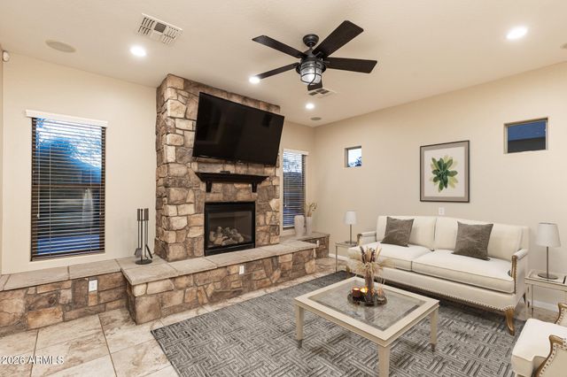 24212 N 24TH Place, Phoenix, AZ 85024