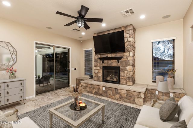 24212 N 24TH Place, Phoenix, AZ 85024