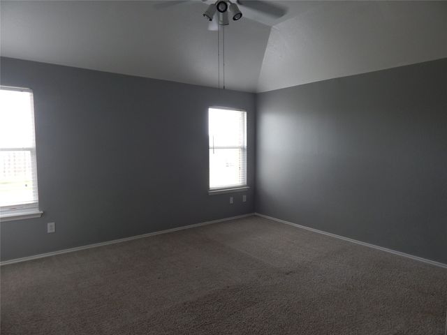 2704 Pyramid Lane, Mansfield, TX 76063