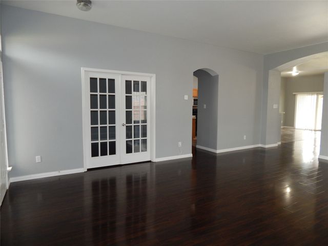 2704 Pyramid Lane, Mansfield, TX 76063