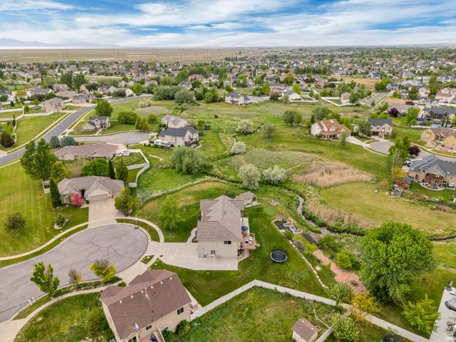 184 N FARM CV, Farmington, UT 84025