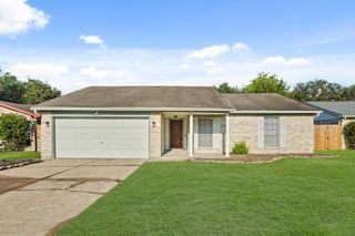 1426 Ashwood Drive, Sugar Land, TX 77498