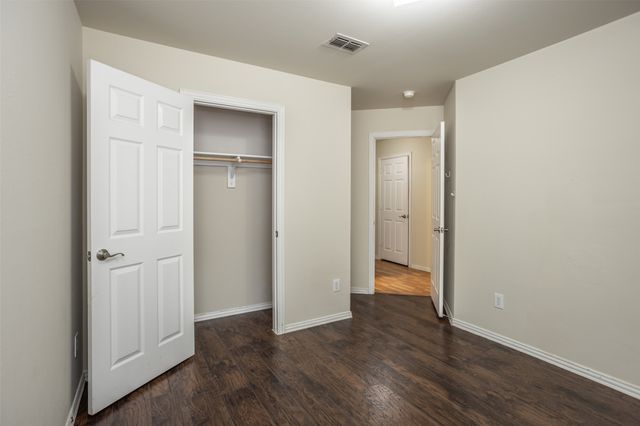 3511 Austin Street, Gainesville, TX 76240