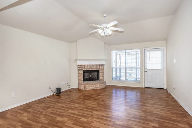 3511 Austin Street, Gainesville, TX 76240