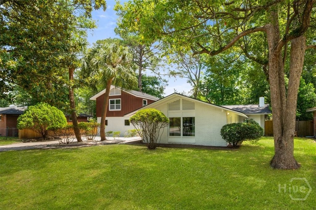 Image 1 of property listing at 4750 Sylvan Drive, Savannah, GA 31405