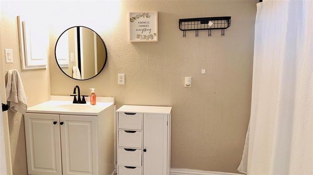 15839 Kings Cypress Lane, Cypress, TX 77429