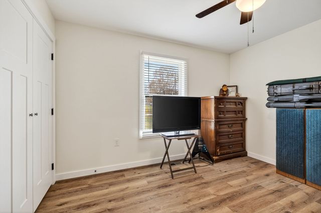 1004 N Spring St, Sparta, TN 38583