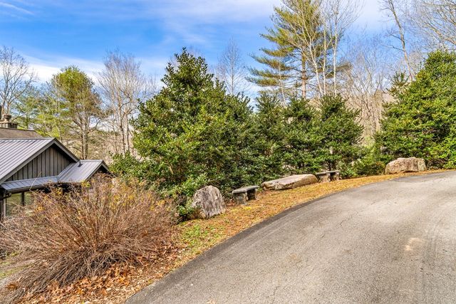 56 Cross Creek Trail, Robbinsville, NC 28771