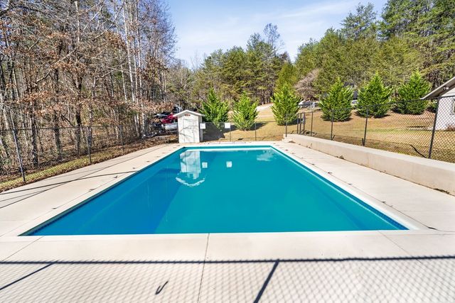 56 Cross Creek Trail, Robbinsville, NC 28771