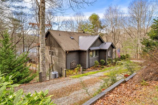 56 Cross Creek Trail, Robbinsville, NC 28771