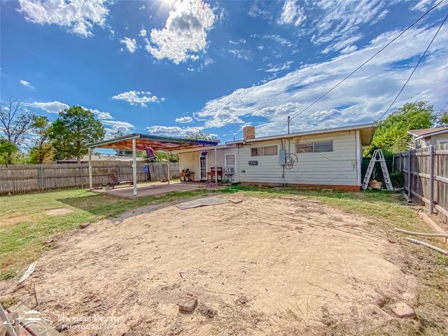 1501 Briarwood Street, Abilene, TX 79603