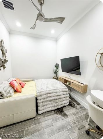 7289 Saona CT, Naples, FL 34113