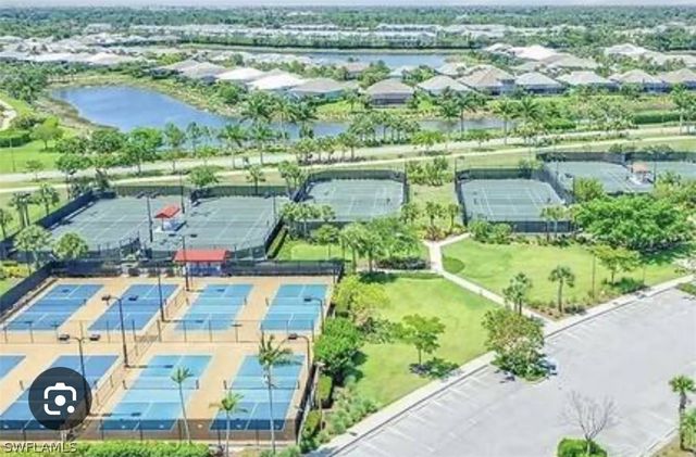 7289 Saona CT, Naples, FL 34113