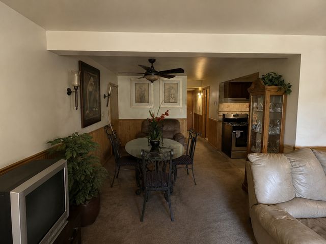 11804 S Komensky Avenue 202, Alsip, IL 60803