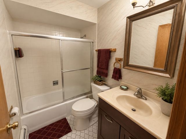11804 S Komensky Avenue 202, Alsip, IL 60803