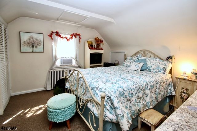 18 Durrell St, Verona Twp., NJ 07044