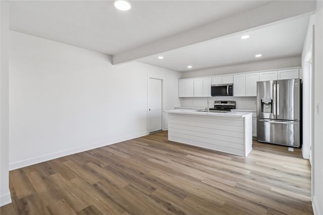 1312 E 25th Court, Des Moines, IA 50317