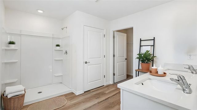 10746 TUCKER ROAD, Weeki Wachee, FL 34613