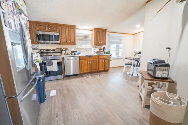 21 Pear Tree Lane, Burnside, KY 42519