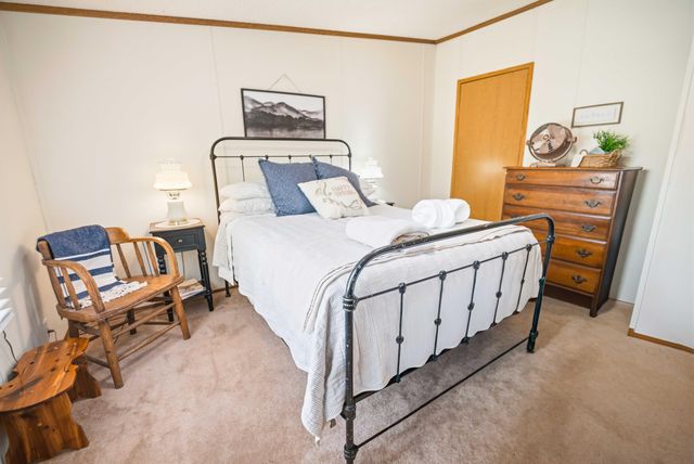 21 Pear Tree Lane, Burnside, KY 42519