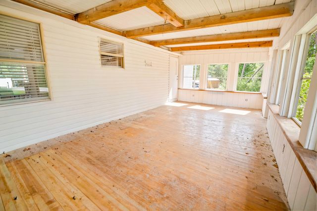 21 Pear Tree Lane, Burnside, KY 42519